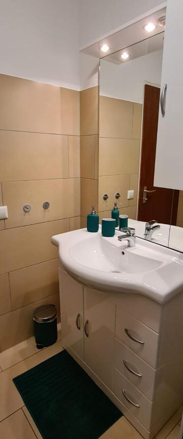 Ferienwohnung Am Waldsee Mit Schwimmbad ゲルンスバッハ エクステリア 写真
